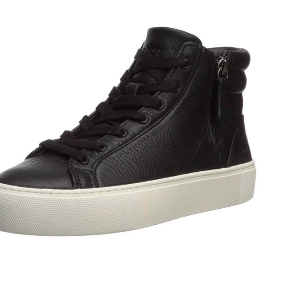 UGG Black Leather Interior
